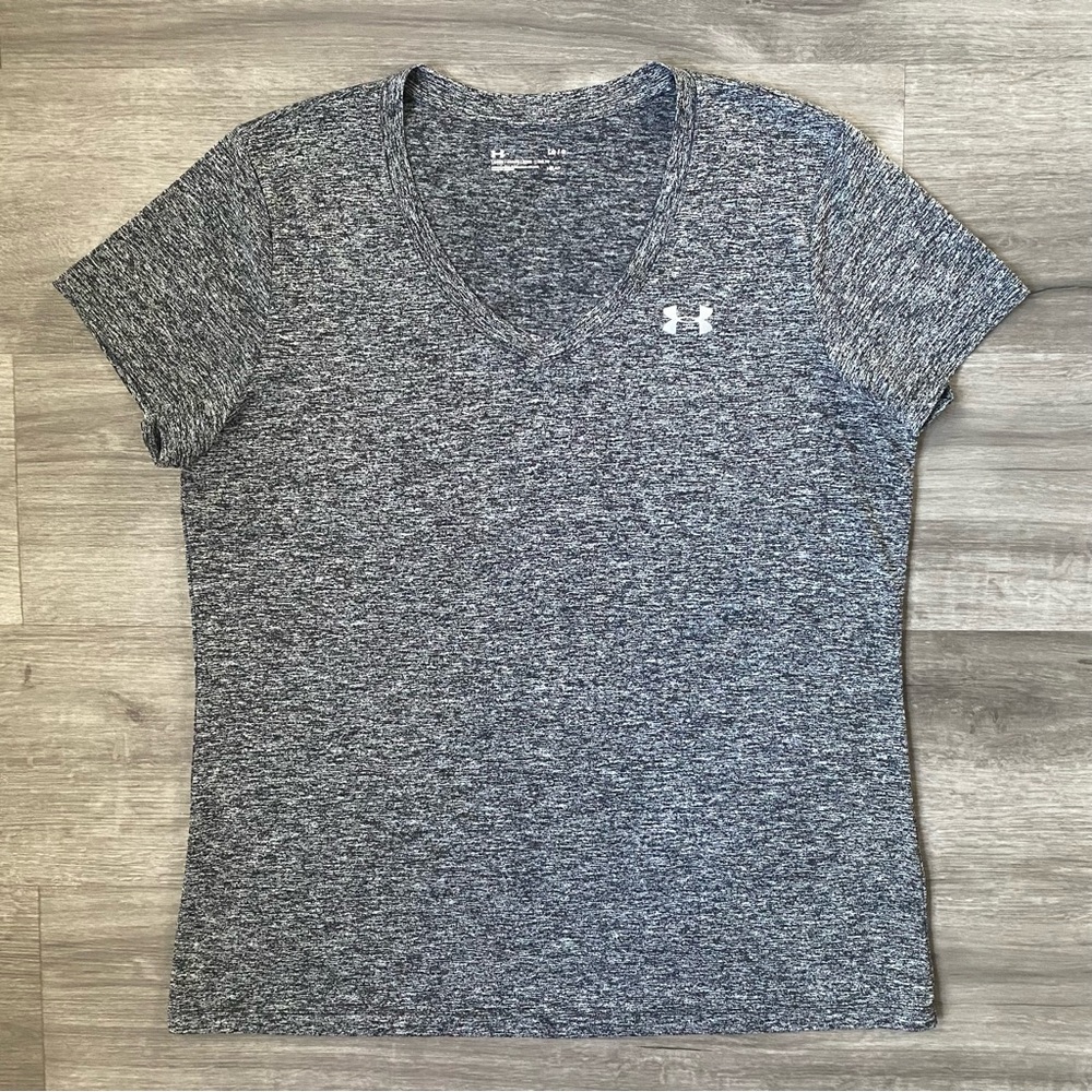Under Armour Loose Fit V Neck Gray Space Dye Athletic T-Shirt Large
